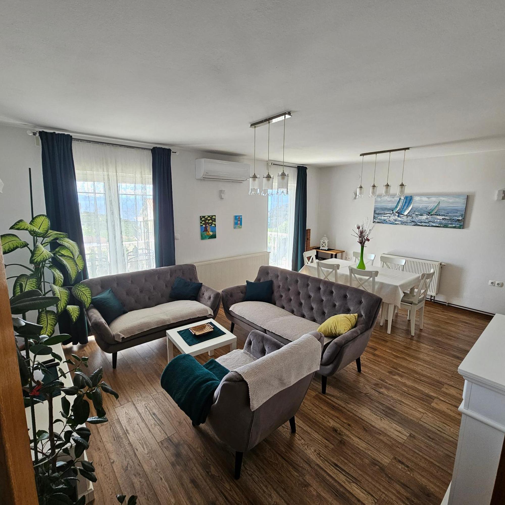 Ana & Marta Apartman *